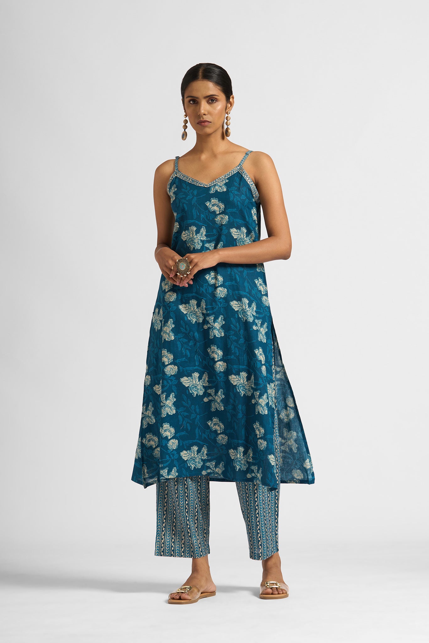 Rabeena Kurta Set - House of Ayuda