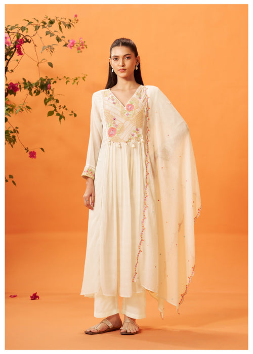 Adaa Embroidered Kurta Set