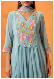 Noor Embroidered Kurta Set