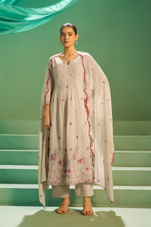 Naqsh Embroidered Kurta Set