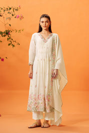 Bahaar Embroidered Kurta Set