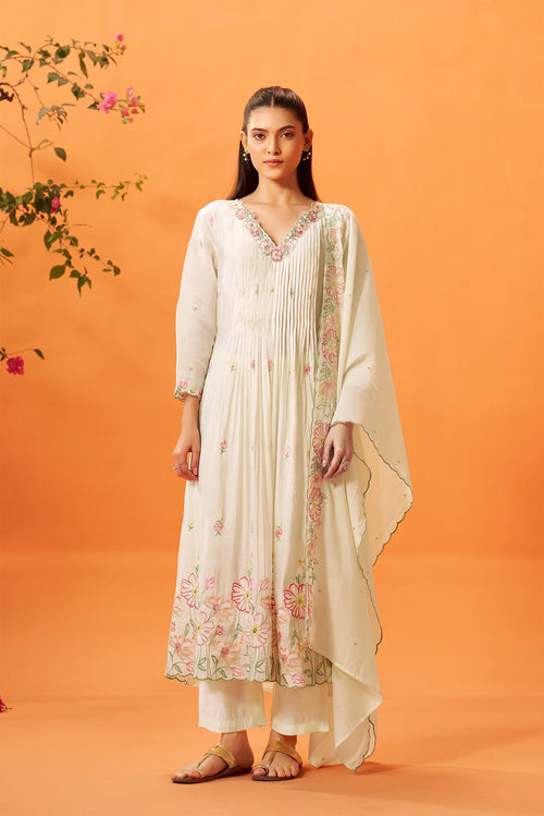 Bahaar Embroidered Kurta Set