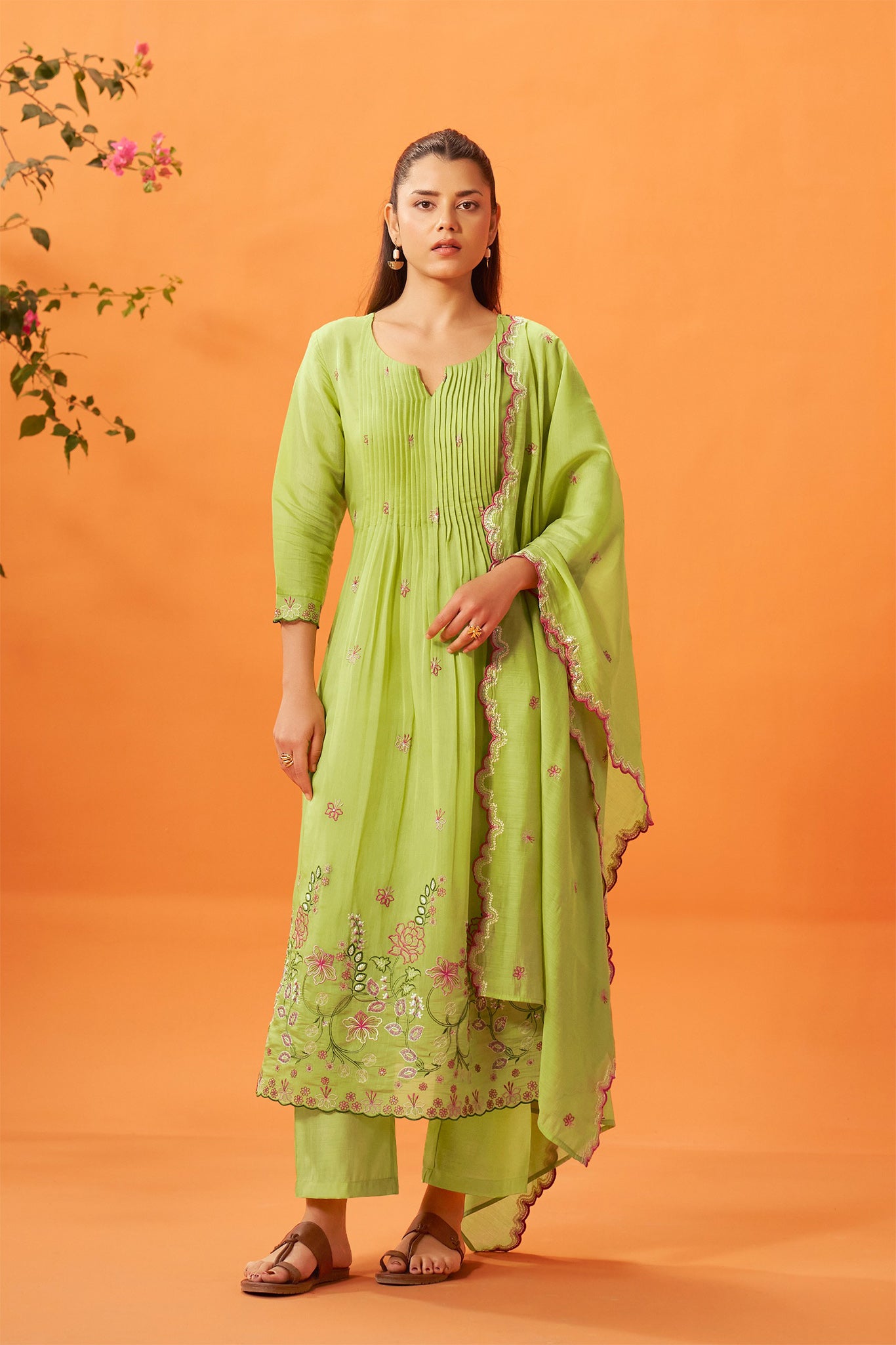 Nazakat Embroidered Kurta Set