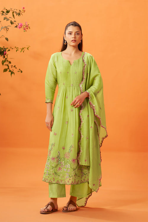 Nazakat Embroidered Kurta Set