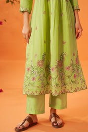 Nazakat Embroidered Kurta Set