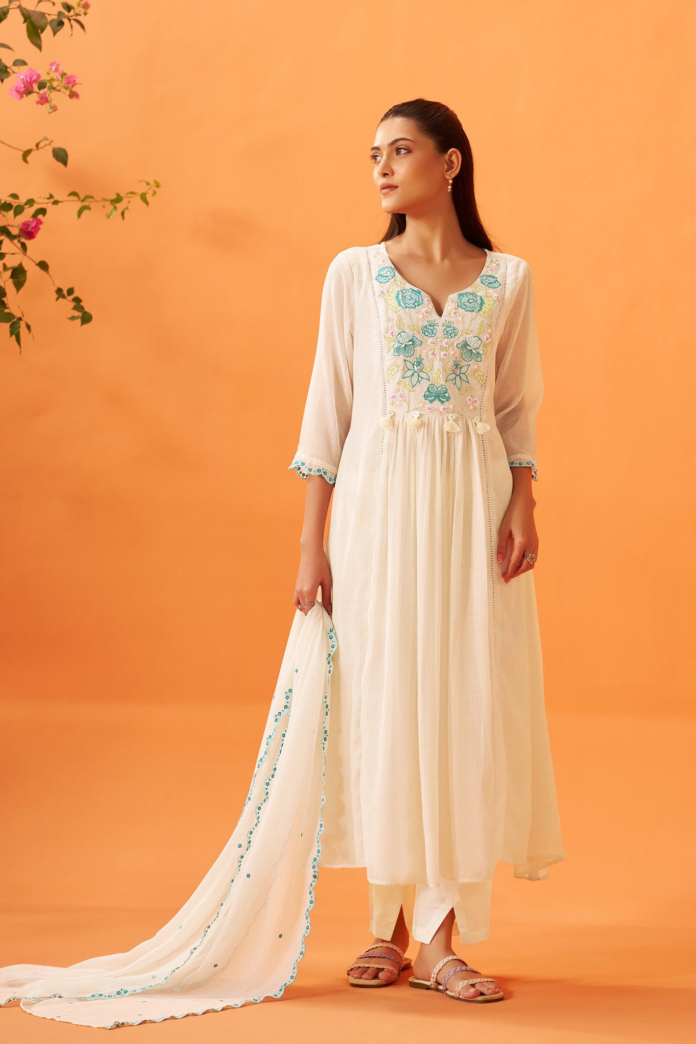 Mahak Embroidered Kurta Set