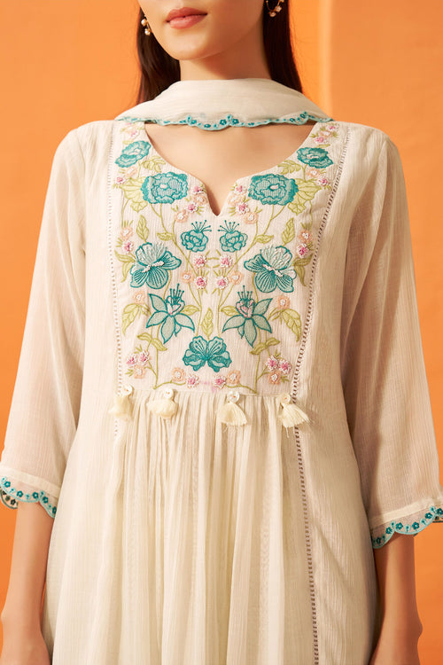 Mahak Embroidered Kurta Set