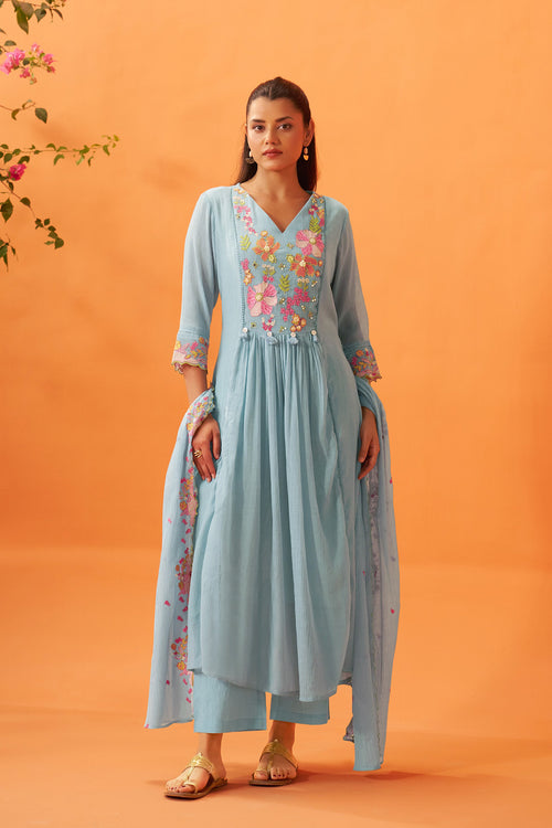 Noor Embroidered Kurta Set