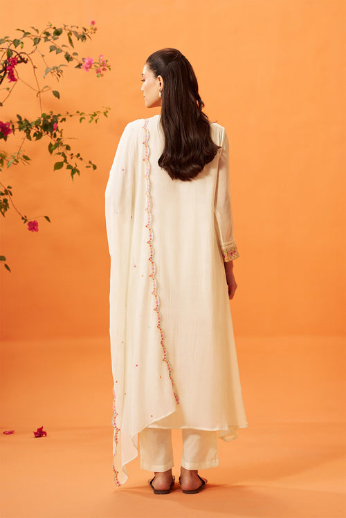 Adaa Embroidered Kurta Set