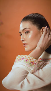 Adaa Embroidered Kurta Set