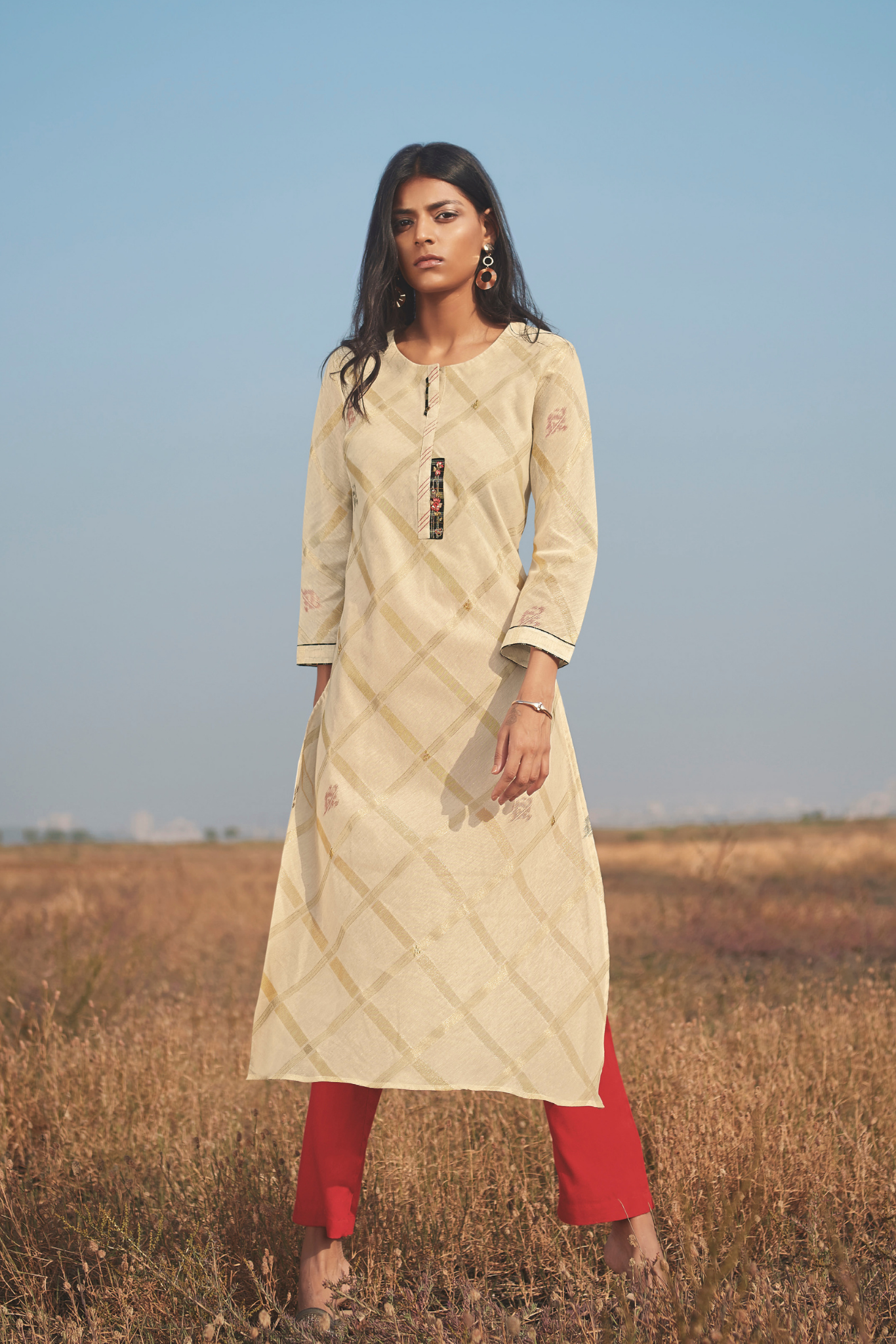 Raaya - Ayuda