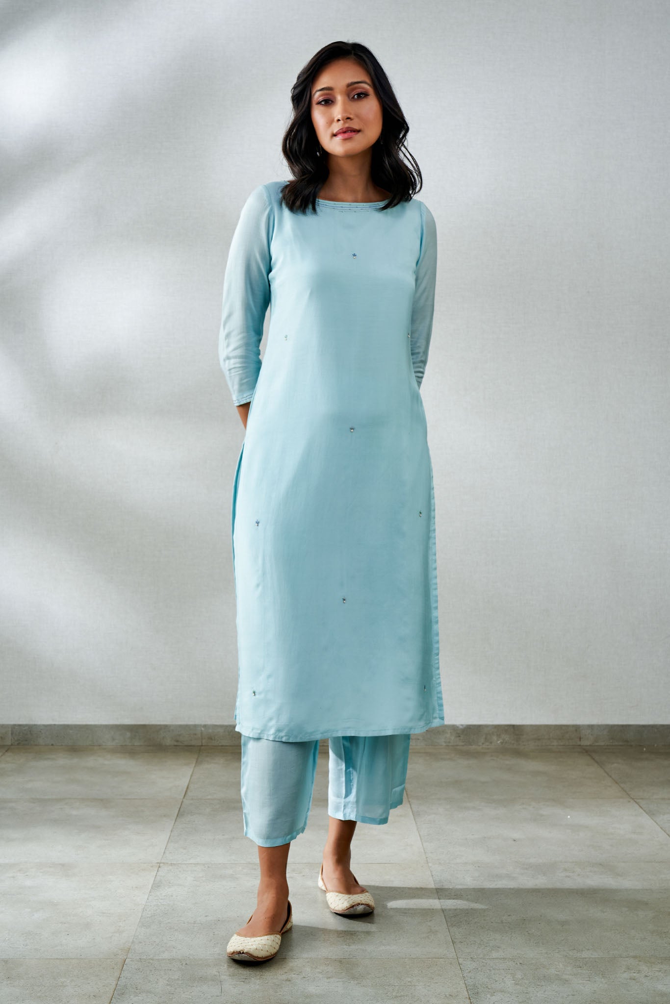 Nadira - Ayuda