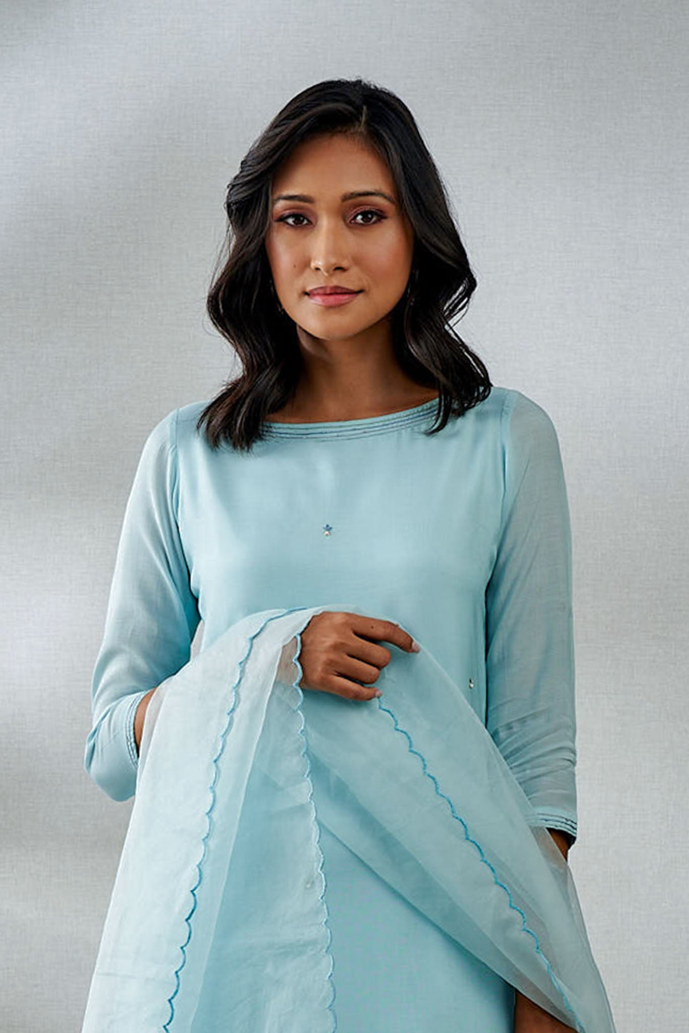 Nadira - Ayuda