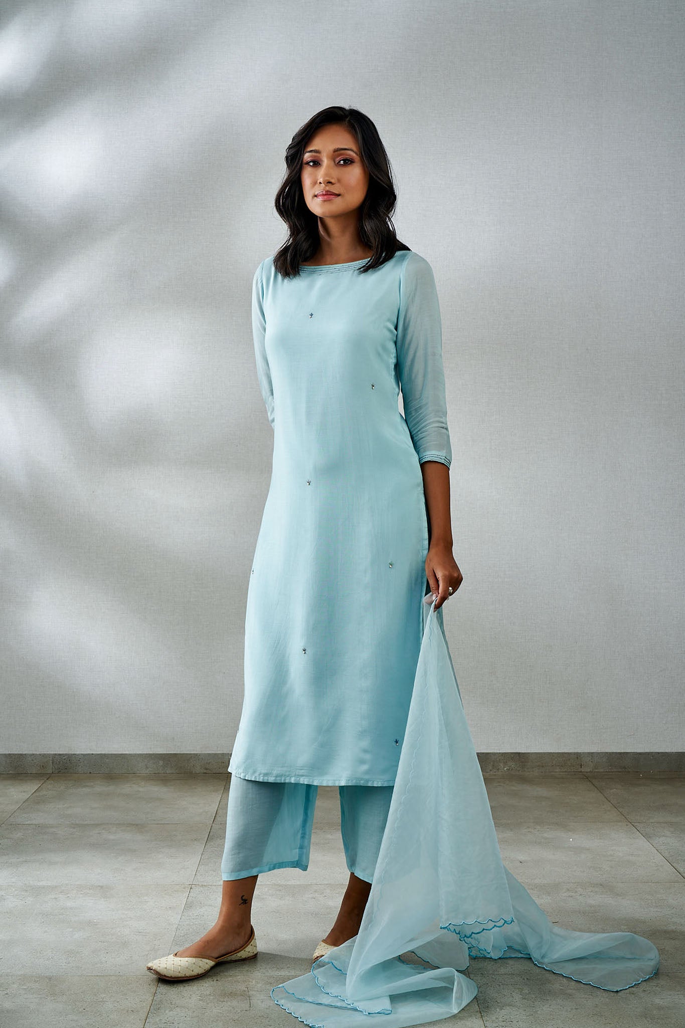 Nadira - Ayuda