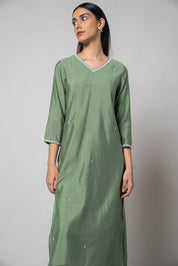 Spanish Green Hand Embroidered-Silk Kurta Set - House of Ayuda
